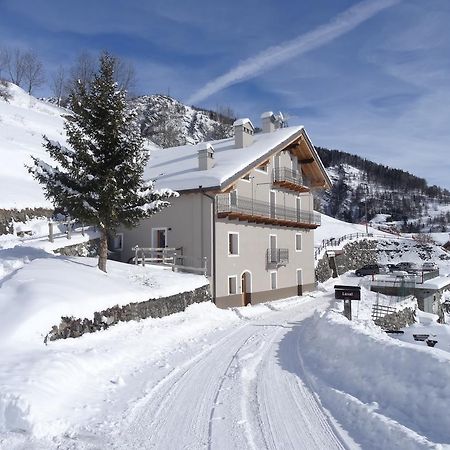 Pays Du Grand St Bernard Villa Saint Rhemy en bosses Bagian luar foto