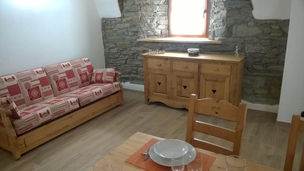 Pays Du Grand St Bernard Villa Saint Rhemy en bosses Bagian luar foto